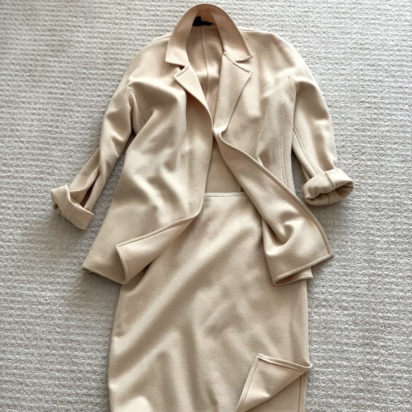 REBECCA MOSES Two-Piece Wool Suit - Picture 15 of 16